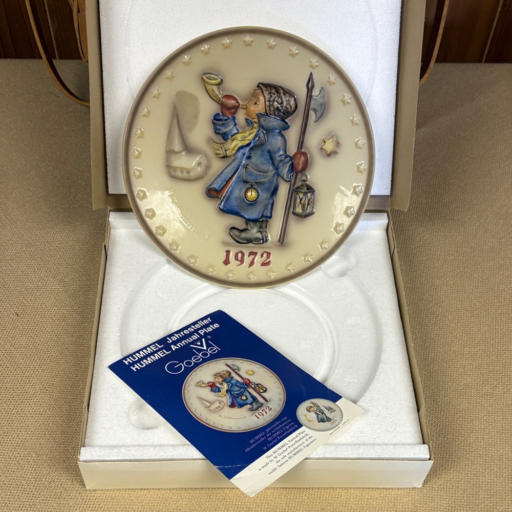 Second Annual MI Hummel Plate Child and Lantern Original Box and Info Flyer
